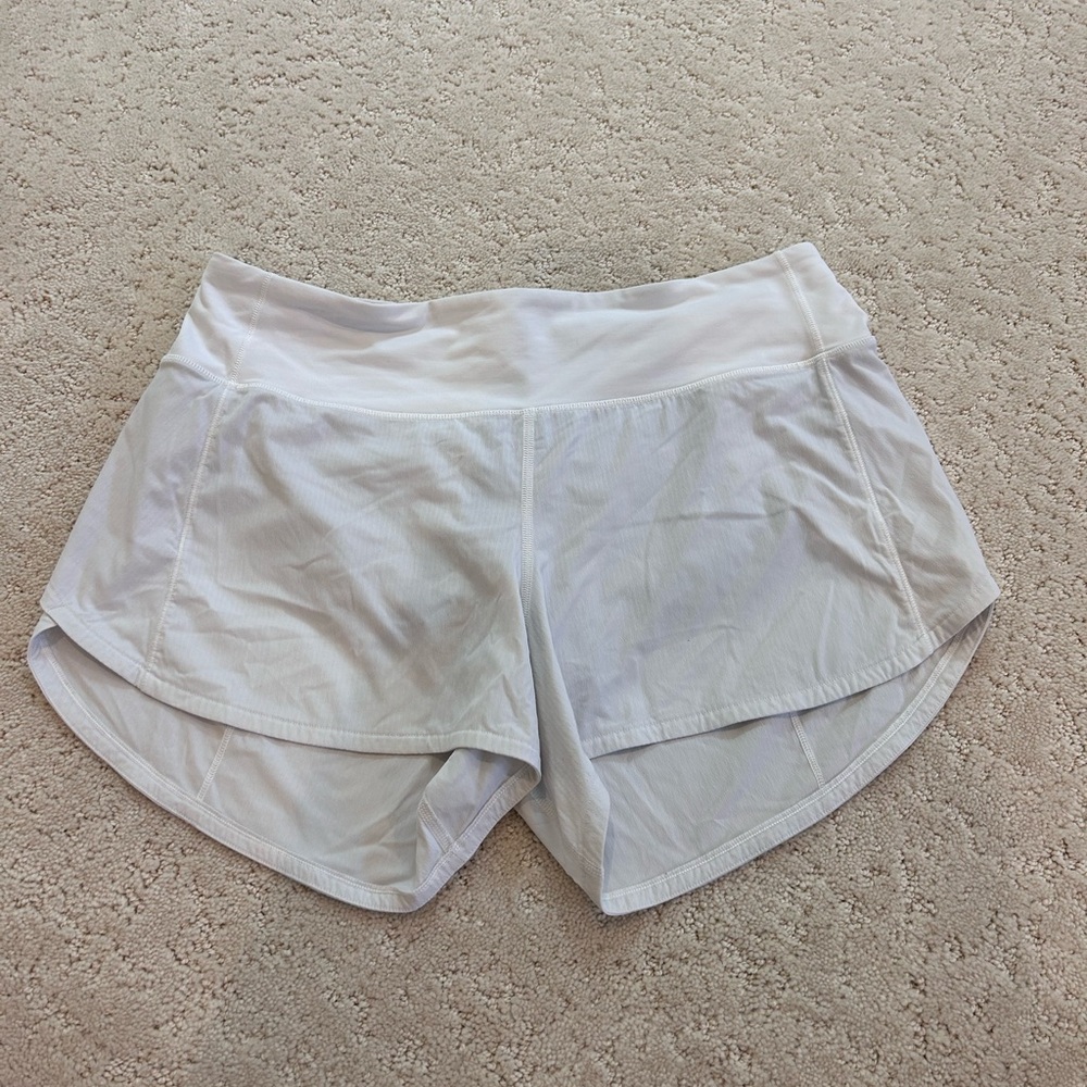 Lululemon White Low Rise Speed Up Shorts 4”